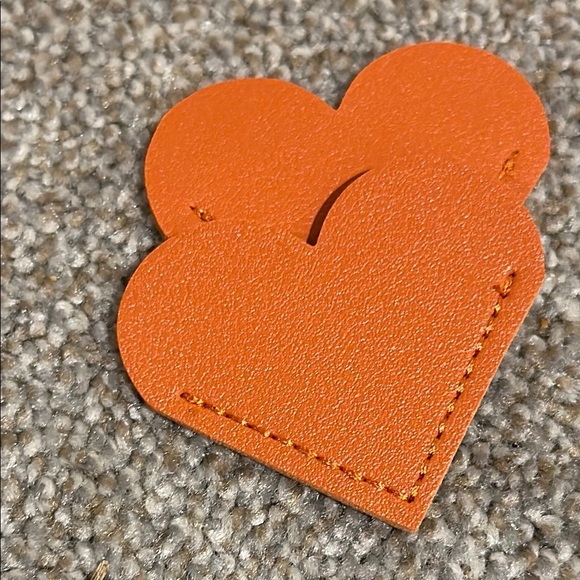 Heart-Shaped Leather Bookmark Set of 2 - Various Colors - Picture 11 of 12